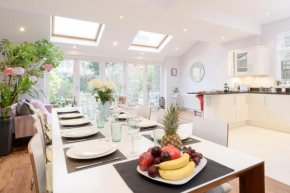 Luxury 6 Double Bedroom London Town house Ealing